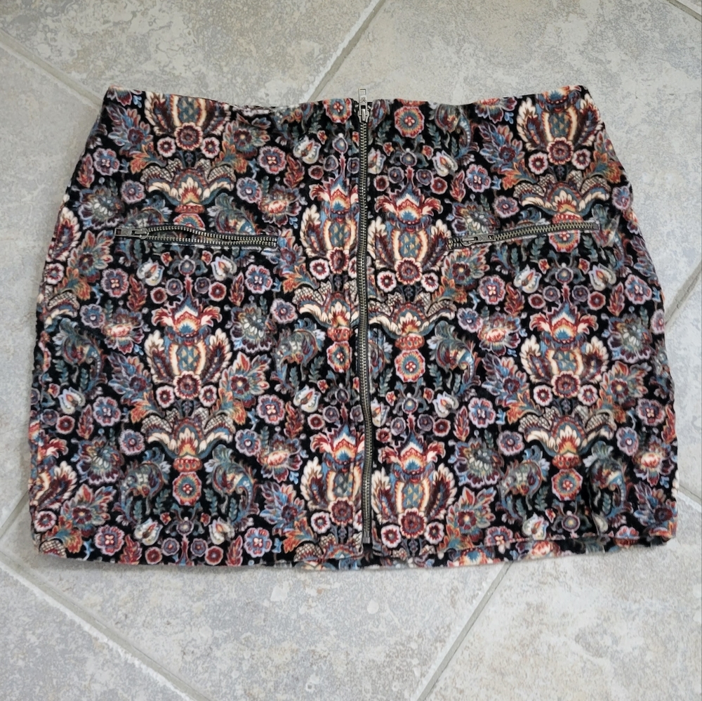 American Eagle Velvet Mini Skirt - Tapestry Zipper